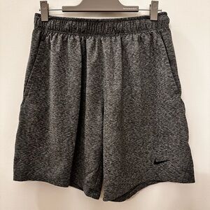 Men’s Nike Dri-fit Shorts Heather Gray Black sz Large